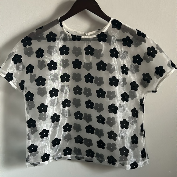 Nasty Gal Women’s Boxy Shimmering Sheer Felt Floral Appliqué Festival Summer Top - Picture 2 of 9